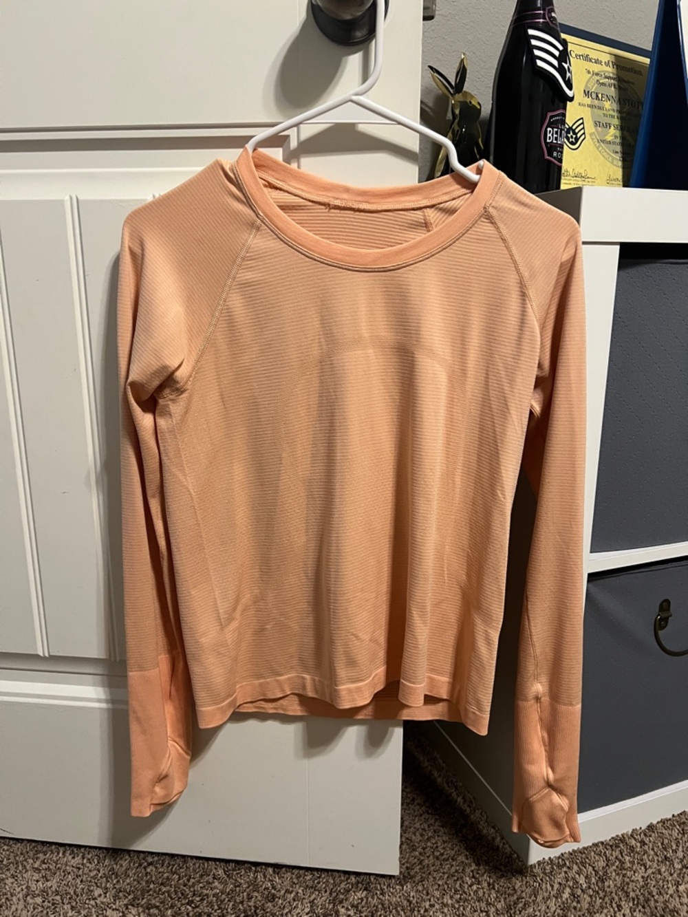 Lululemon Swiftly Tech Long Sleeve Race length - Peach Bellini